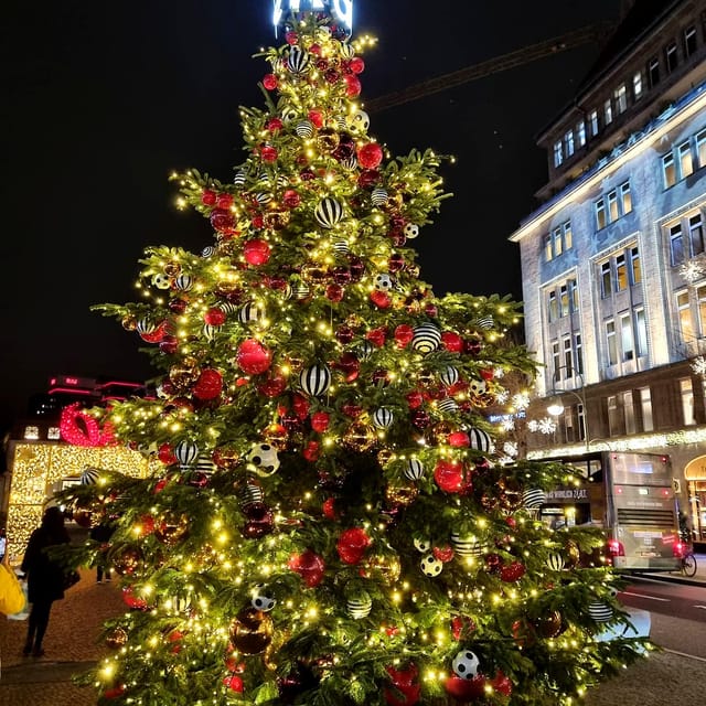 Christmas market lights tour bus through Berlin, free mulled wine (2.5 hours) - Charlottenburg Palace market stop: the payoff, and why 45 minutes is enough for some people