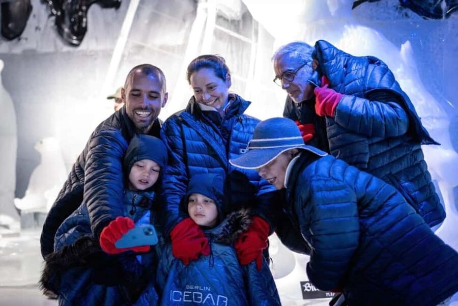 City Sightseeing Berlin: HOHO Bus - All Lines & Icebar - Who should book this HOHO and Icebar combo