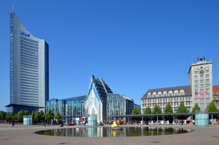City tour on foot, by S-Bahn and tram - Price and What You Really Get for $25