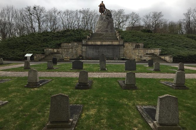 Clash of Titans: Battle for Seelow Heights WW2 tour - Small group pace, guided maps, and time that doesnt feel rushed