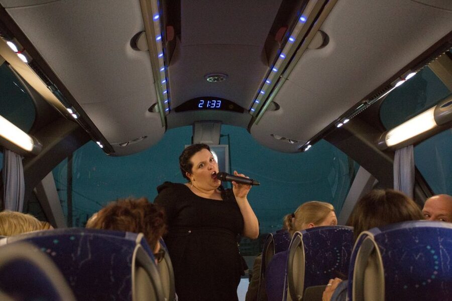 Cologne: 1.5-Hour Comedy Bus Tour - Key things to know before you go