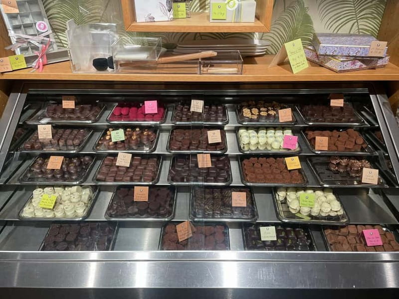 Cologne: Chocolate tasting Tour per Rickschaw - Cortez Schokoladen: Guided Shop Time and a Real First Tasting