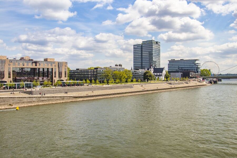 Cologne: Express Walk with a Local in 60 minutes - Key highlights you will actually feel in your day