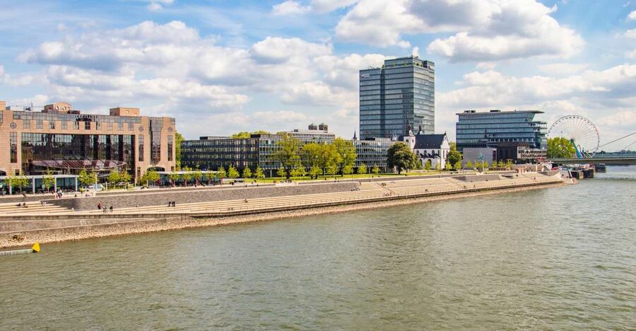 Cologne: Express Walk with a Local in 60 minutes - Why this 60-minute Cologne walk is such a smart format