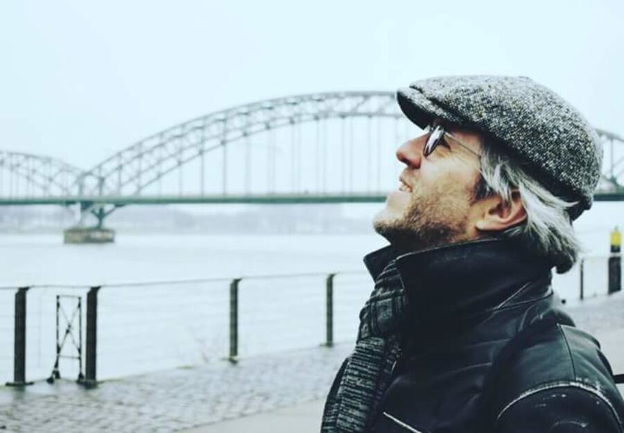 Cologne: Fables, Fairy Tales, and Legends Tour in German - Heinzelmännchen Fountain: curiosity, consequences, and a quick culture lesson
