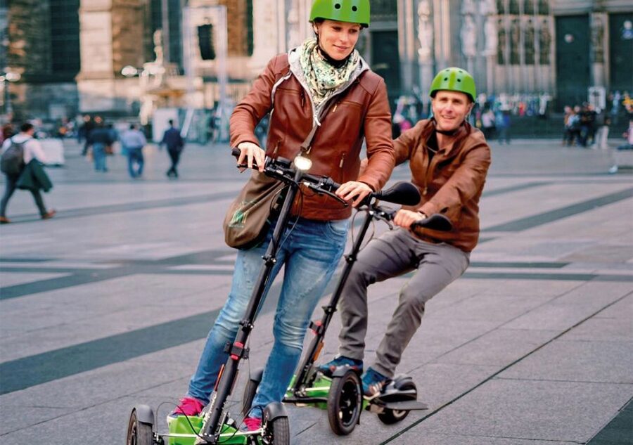 Cologne: Guided E-Scooter Tour - Across the Hohenzollern Bridge: the best kind of city viewing