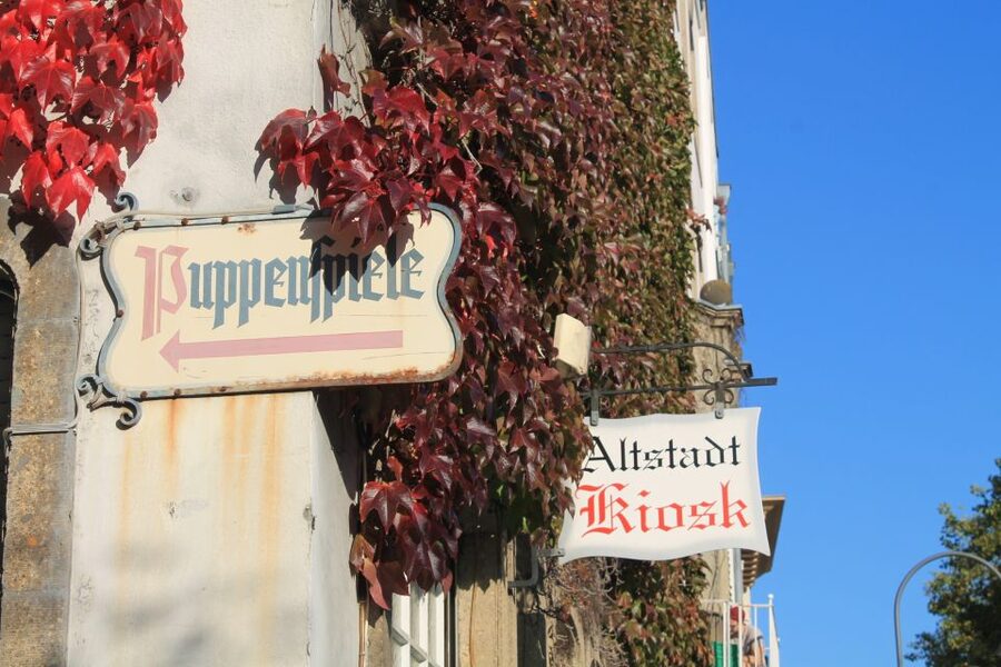 Cologne: Kölsche Highlights-/Altstadt Tour in German - Meeting at Kreuzblume: How to Start Smoothly and Not Feel Rushed