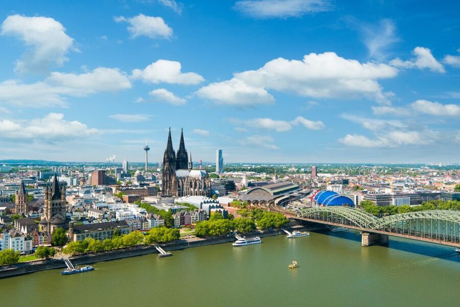 Cologne & Limburg Full-Day Tour - Starting in Frankfurt, and the Pickup Rule That Saves Time