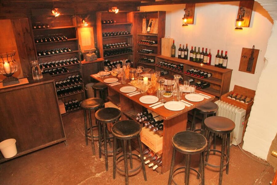Cologne-Nippes: Gourmet wine tasting with cheese platter - Should you book the Cologne-Nippes French wine and cheese tasting?