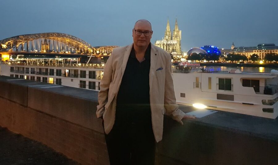 Cologne: Old City Guided Walking Tour - Key highlights you should care about
