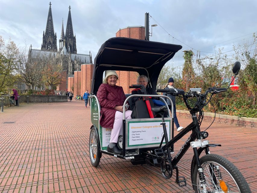 Cologne: Private Rickshaw Tour - Heinzelmännchenbrunnen and the medieval-flavored pause