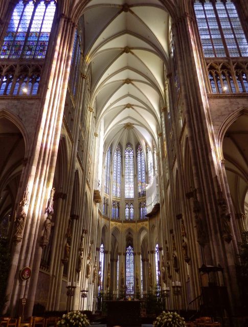 Cologne: Private Walking Tour of City Center - St. Martin Church at the fish market: medieval architecture you can feel