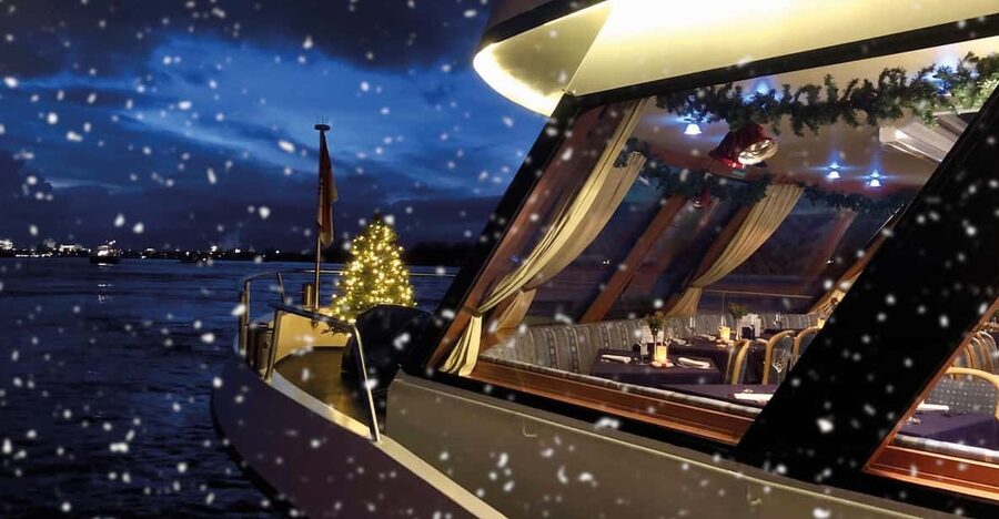 Cologne: Rhine River Winter Cruise with Festive Music - Entering Winter Cologne from the River