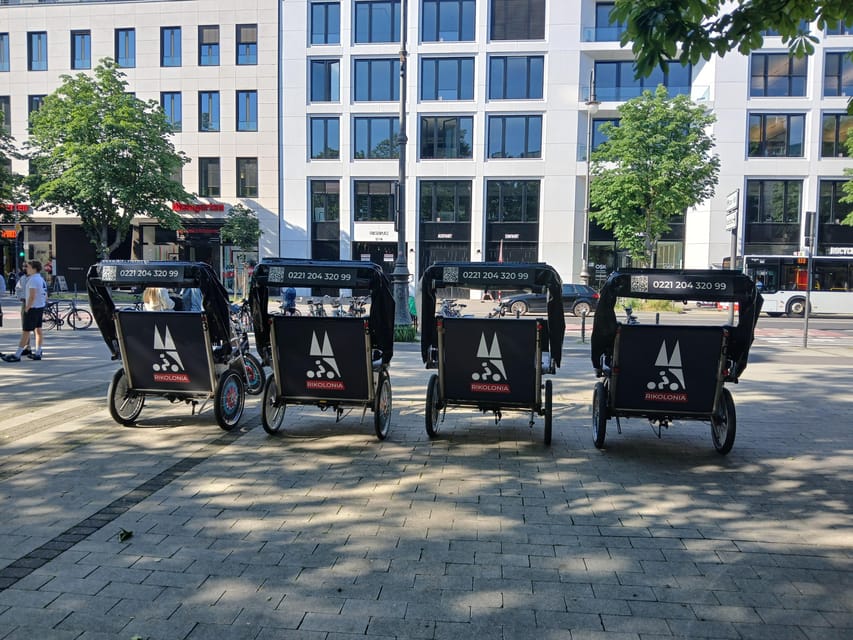 Cologne: Rickshaw Sightseeing Tour - Starting Point at Friedrich Wilhelm III, then straight into Old Town