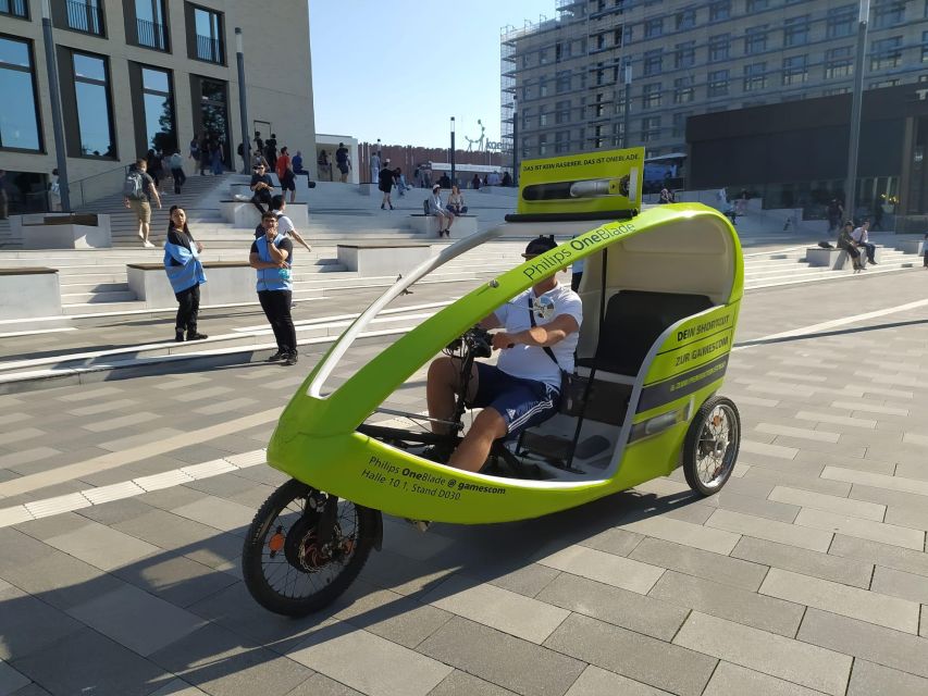 Cologne Sightseeing rickshaw tour - From the Altstadt to the Rhine, here is the route feel you should expect