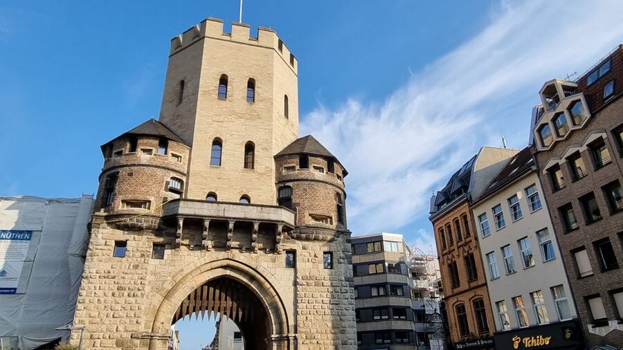 Cologne: Southside Severinsquarter Guided Tour in German - Key highlights you will remember