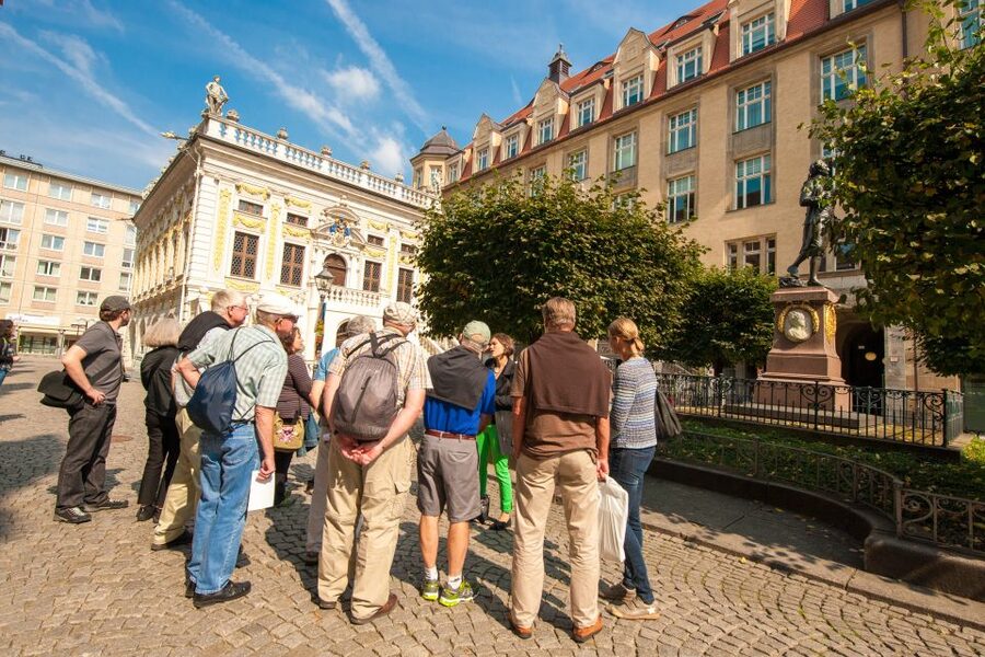 Combo Tour in Leipzig: Guided City Tour & City Sightseeing - Plagwitz and the Music District: Canals, Galleries, and Lofts
