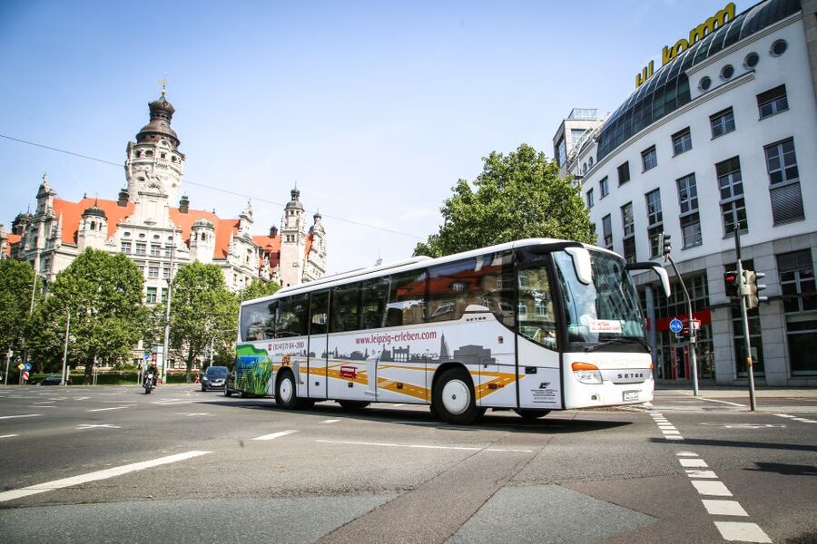 Combo Tour in Leipzig: Guided City Tour & City Sightseeing - Auerbach’s Cellar and Barthels Hof, where Culture Meets Daily Dining