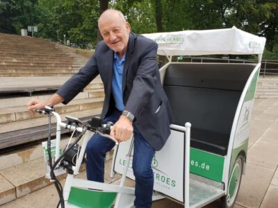 Crime show city tour by rickshaw including guide