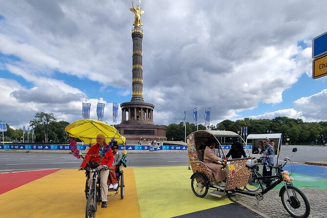 Day trip through multicultural city landscapes & photo highlights - The rickshaw set-up, Leo’s guiding style, and why that matters