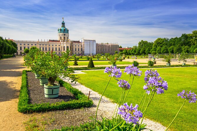 Deluxe Berlin: Hassle-Free Shore Tour from Warnemunde Cruise Port - Bebelplatz, Gendarmenmarkt, and Checkpoint Charlie: history as street-level reality