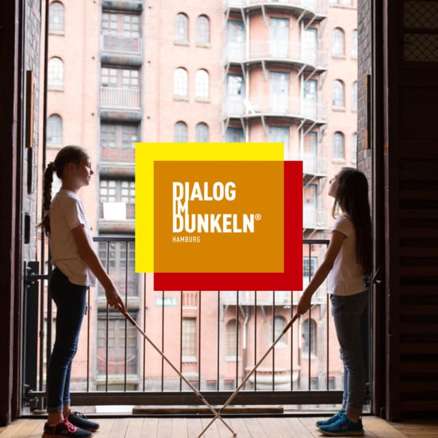 Dialogue in the Dark (English Tour) - First steps in complete darkness, and why the cane matters
