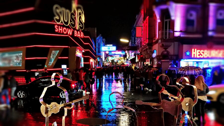 Die Kiez-Kapitän Reeperbahn & Beatles Kieztour Hamburg - Key things to know before you go