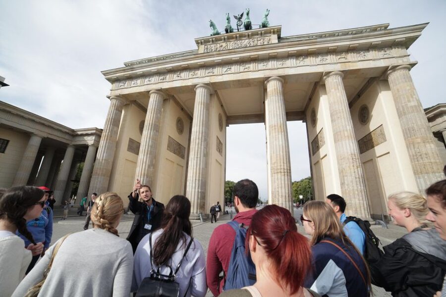 Discover Berlin Express Tour: 2hr Highlights - Topography of Terror Wall Remnants: When Division Becomes Visible
