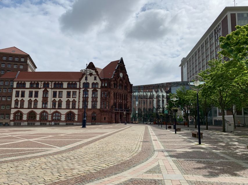 Dortmund: Guided Walking Tour with a Local - Berswordt Hall: Dortmund’s city hall and what to notice