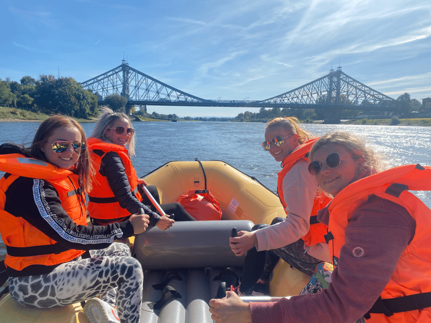 Dresden: Bootstour mit dem Schlauchboot Loschwitz - Radebeul - Key highlights worth planning for