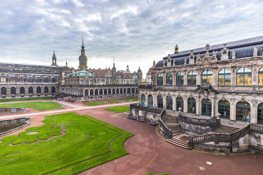 Dresden: Express Walk with a Local in 60 minutes - Who should book this Dresden express walk
