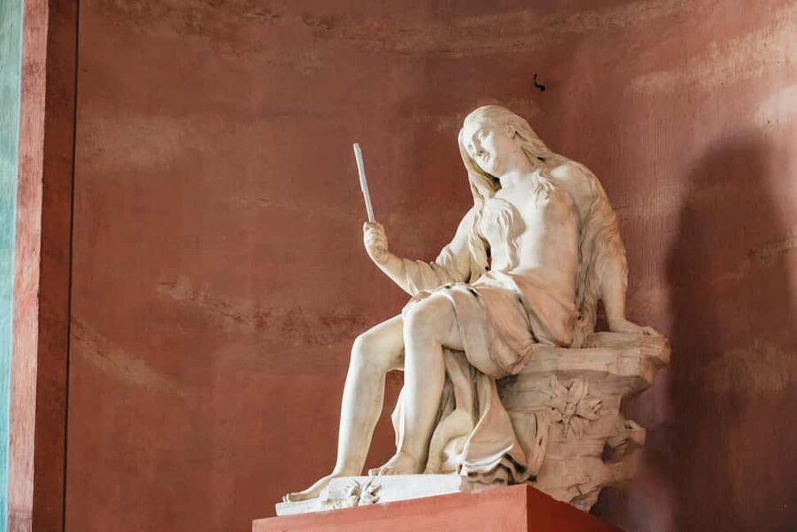 Dresden: Guided City Walk - Fürstenzug, the Procession of Princes, and How to Read a Giant Mural