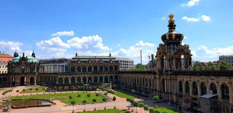 Dresden: Guided Walking Tour and Chocolate Museum Ticket - How 1989 and reunification fit the street-level story