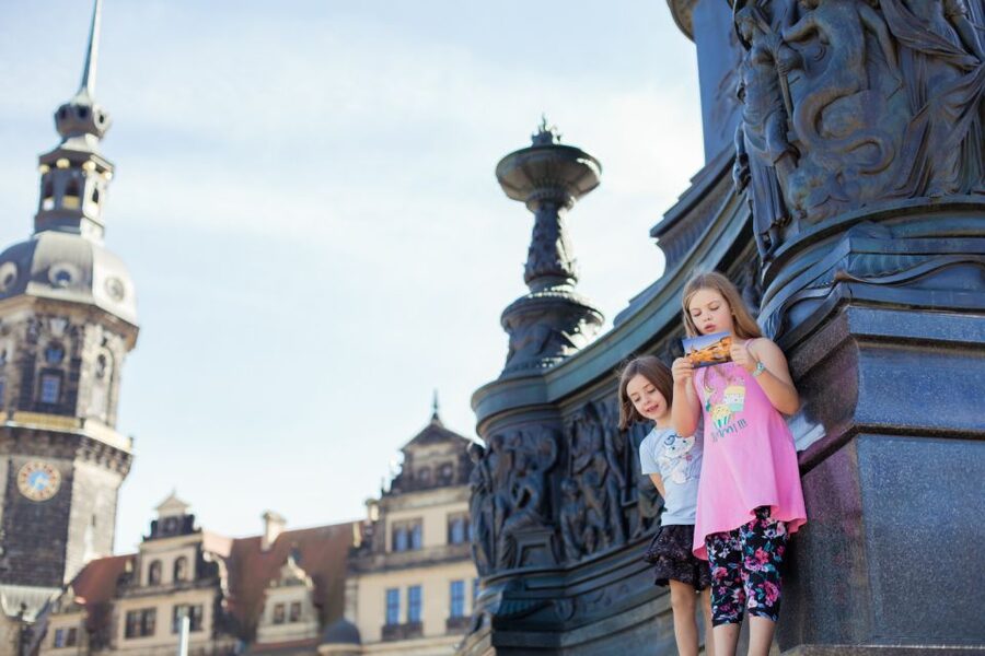 Dresden: Old Town Scavenger Hunt for Children - Price and value: $41 per group up to 10 for a 150-minute Old Town hit