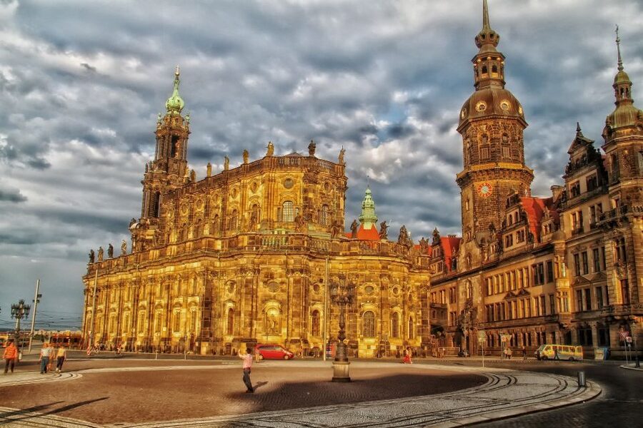 Dresden: Private Guided Walking Tour - Semper Opera House: the face of Dresden’s comeback