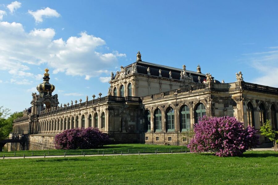 Dresden: Shared Small Group Walking Tour in English - Key points worth showing up for