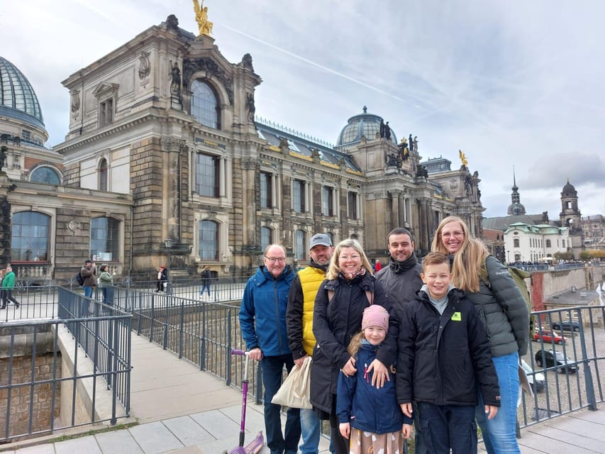 Dresden Sightseeing Treasure Hunt - Private group pace, plus real time for breaks
