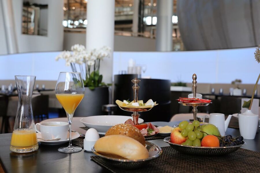 Dresden: Tour of VW's Transparent Factory with breakfast - Breakfast details you actually care about: fuel, taste, and pacing