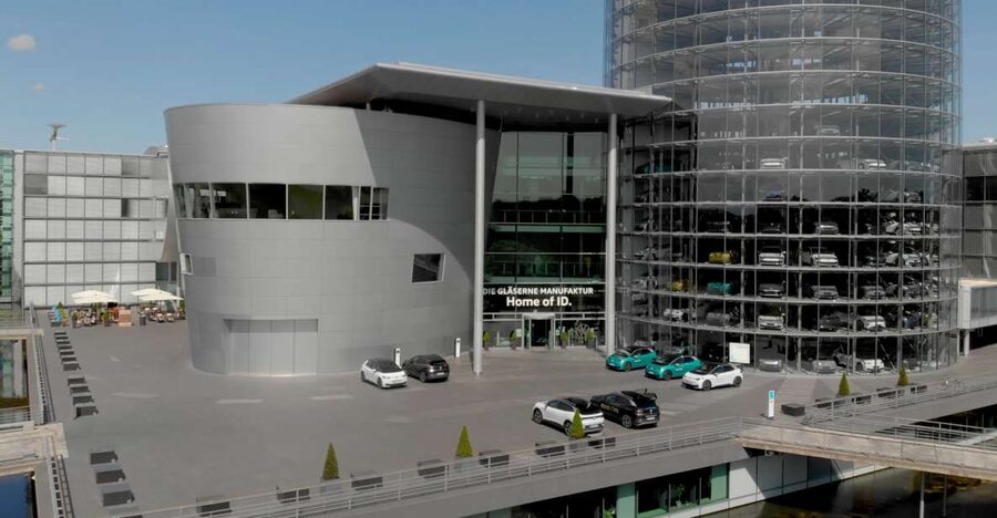 Dresden: Tour of VW's Transparent Factory - What happens on the 45- to 75-minute overview tour