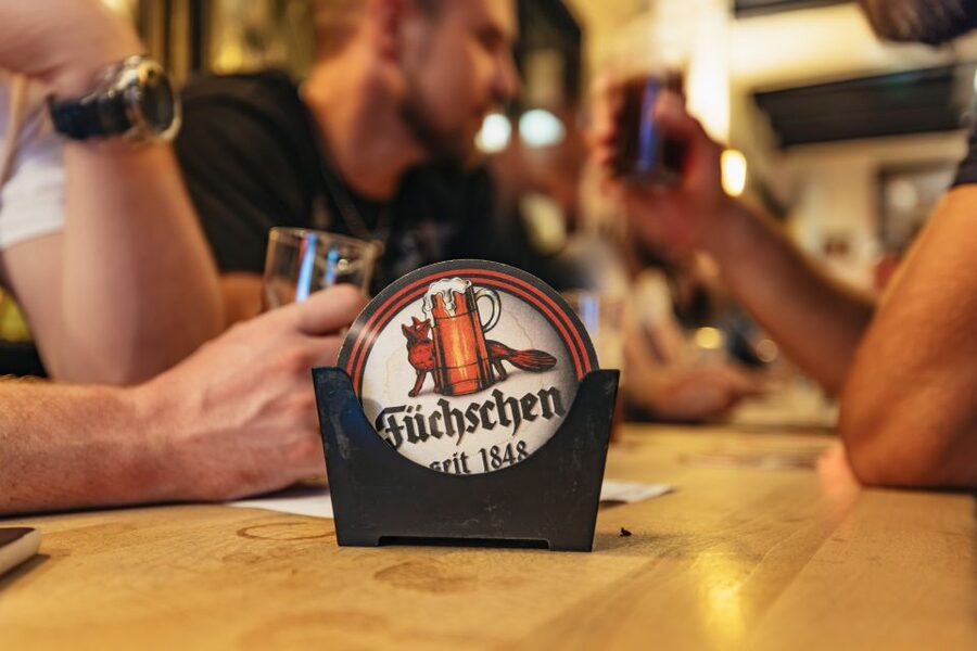 Düsseldorf: Altbier-Safari Beer Walking Tour - The street-side tastings: how Düsseldorf drinking feels