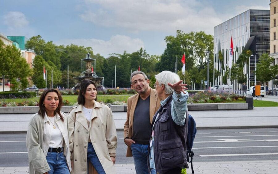 Düsseldorf: In a nutshell - the 60 minutes tour - Old Town highlights you can actually remember