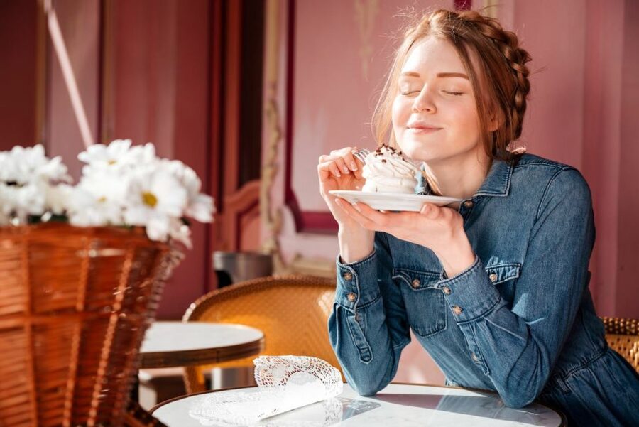 Düsseldorf: Sweet Treats Guided Walking Tour of Old Town - Key highlights you should know before you go