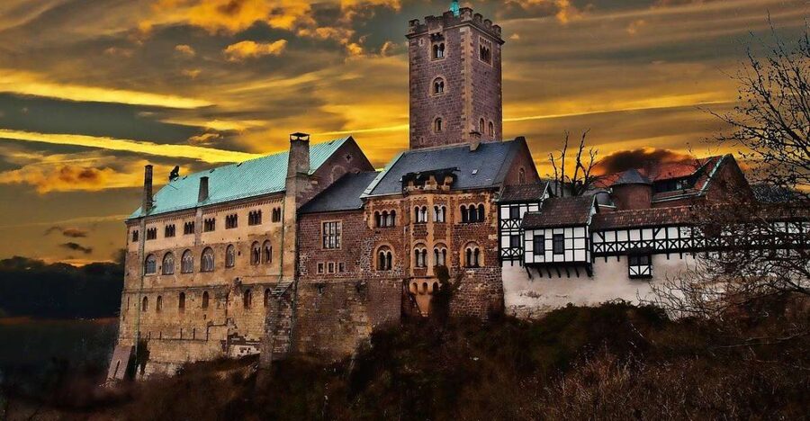 Eisenach: Private Guided Walking Tour - Luther Museum and the Cotta home: seeing teenage years, not just legends