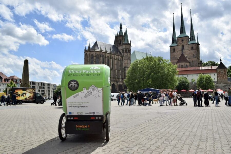 Erfurt: KiKa TV Characters Kids Tour by Pedicab - Pedicab + KiKa characters: why this tour works so well