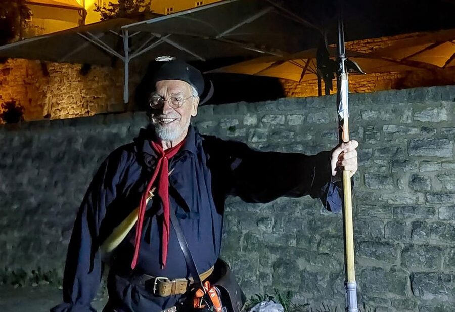 Erfurt: With Night Watchman Schwalbe through the Old Town, including tasting - Optional Theme Tours, Costume Variants, and Music