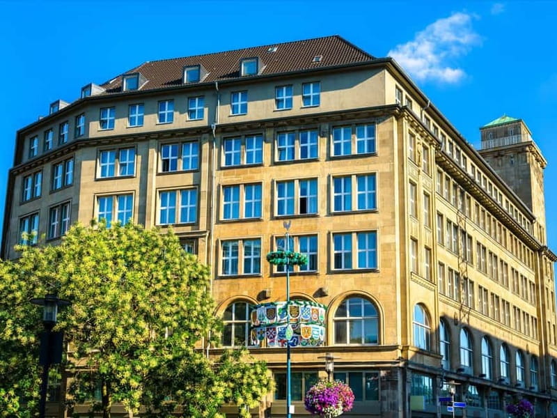 Essen: Express Walk with a Local in 60 minutes - How the guide turns landmarks into local lifestyle