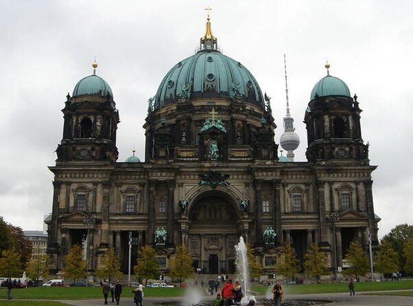 Explore Berlin: See All The Iconic Sights & Some Hidden Gems - Key things to know before you go