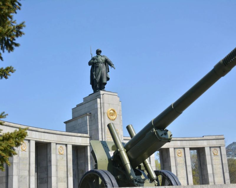 Explore Berlin Tour: History and Highlights - Gendarmenmarkt, Bebelplatz, and Unter den Linden: calmer streets with context