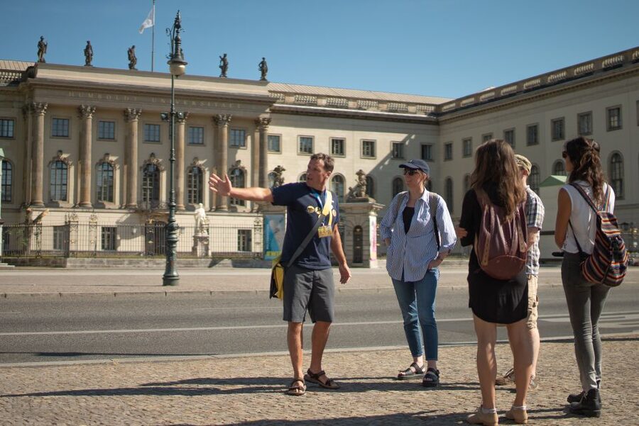 Explore Berlin: Walking Tour of All The Iconic Sites - The tour pace: how 3 hours stays manageable