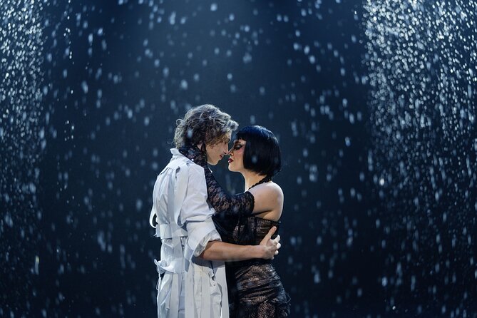 FALLING | IN LOVE Grand Show at Friedrichstadt-Palast Berlin - Should You Book FALLING | IN LOVE at Friedrichstadt-Palast Berlin?